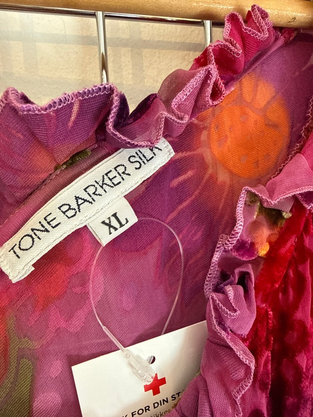 Tone Barker Silk Kjole